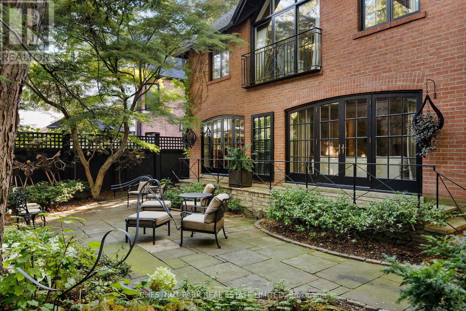 20 Mckenzie Avenue, Toronto, Ontario  M4W 1J9 - Photo 42 - C12474498
