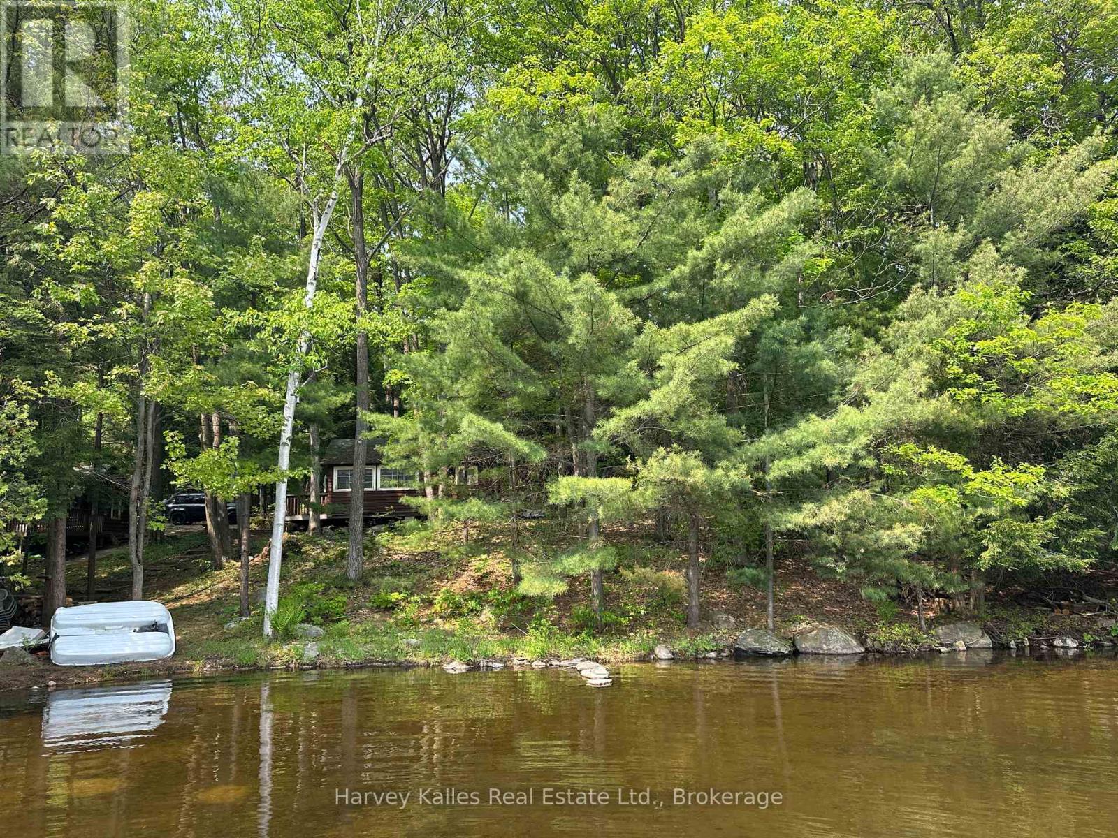 4 - 1254 Barlochan Road, Muskoka Lakes, Ontario  P1P 1R2 - Photo 1 - X12264878