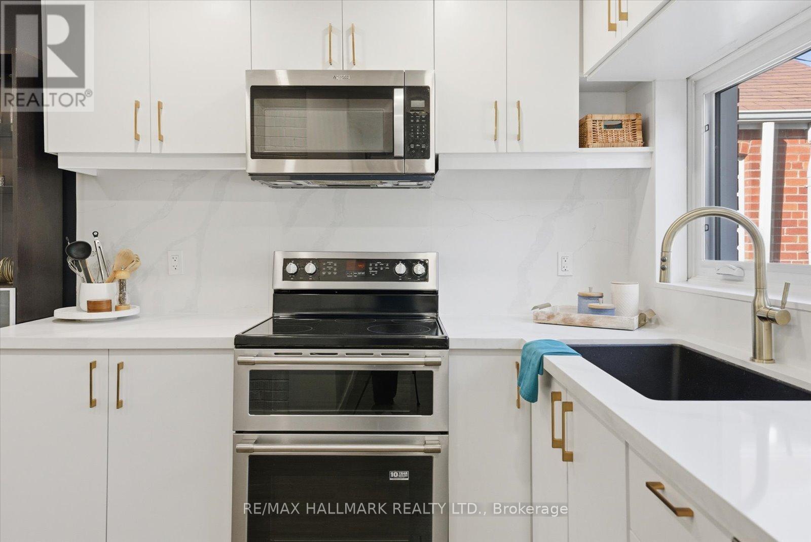 112 Phillip Avenue, Toronto, Ontario  M1N 3R4 - Photo 15 - E12474494