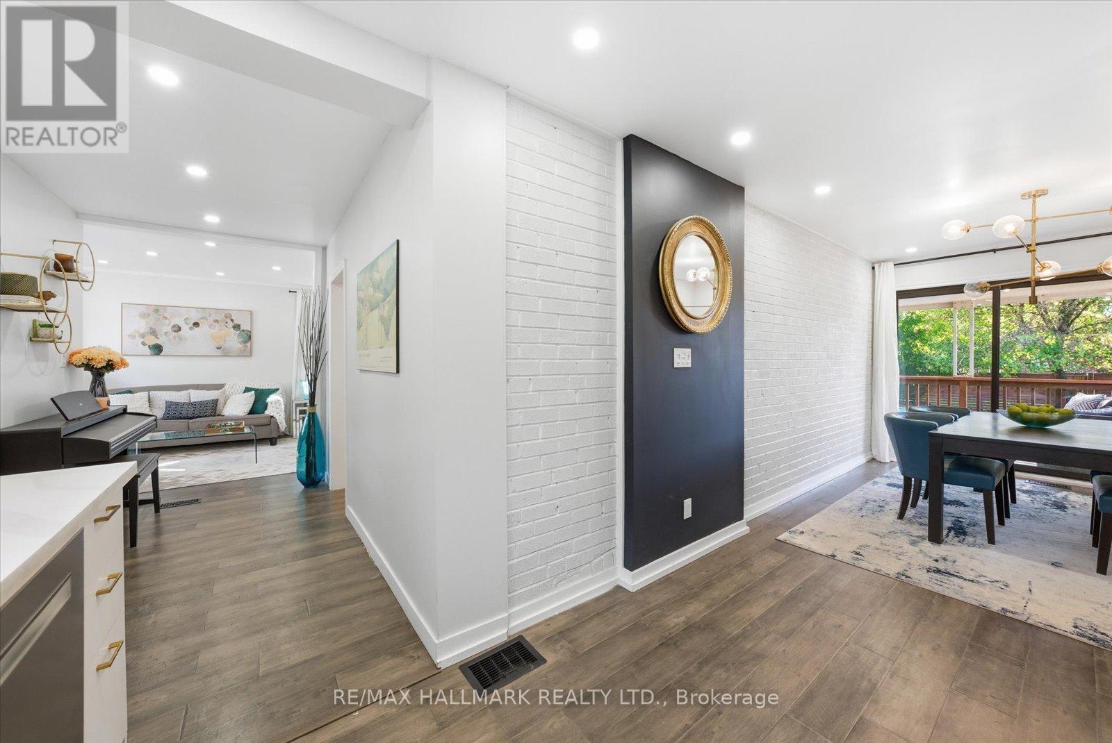 112 Phillip Avenue, Toronto, Ontario  M1N 3R4 - Photo 18 - E12474494