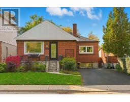 112 PHILLIP AVENUE, Toronto, Ontario