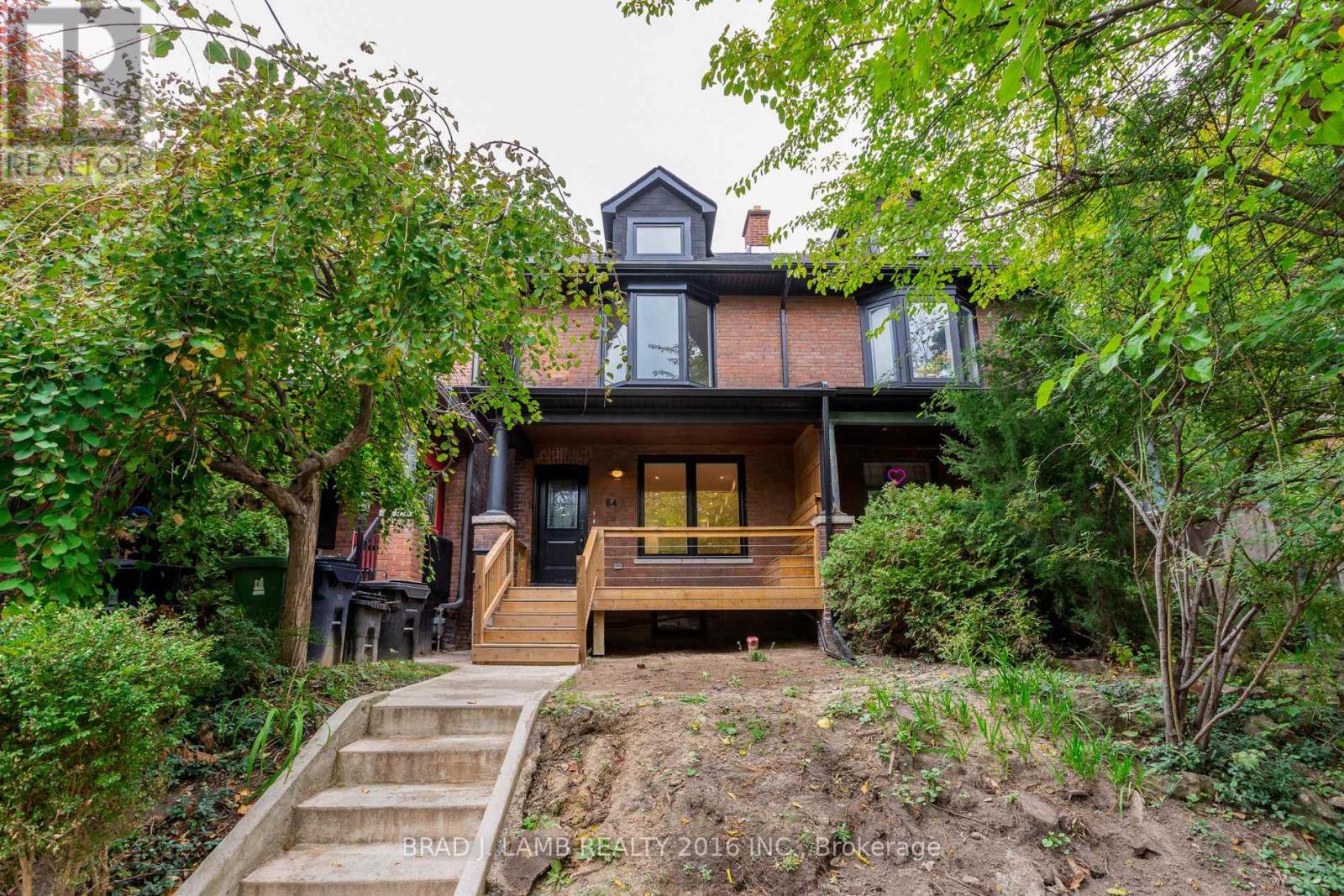 Upper Floor - 84 Sparkhall Avenue, Toronto, Ontario  M4K 1G6 - Photo 16 - E12474532