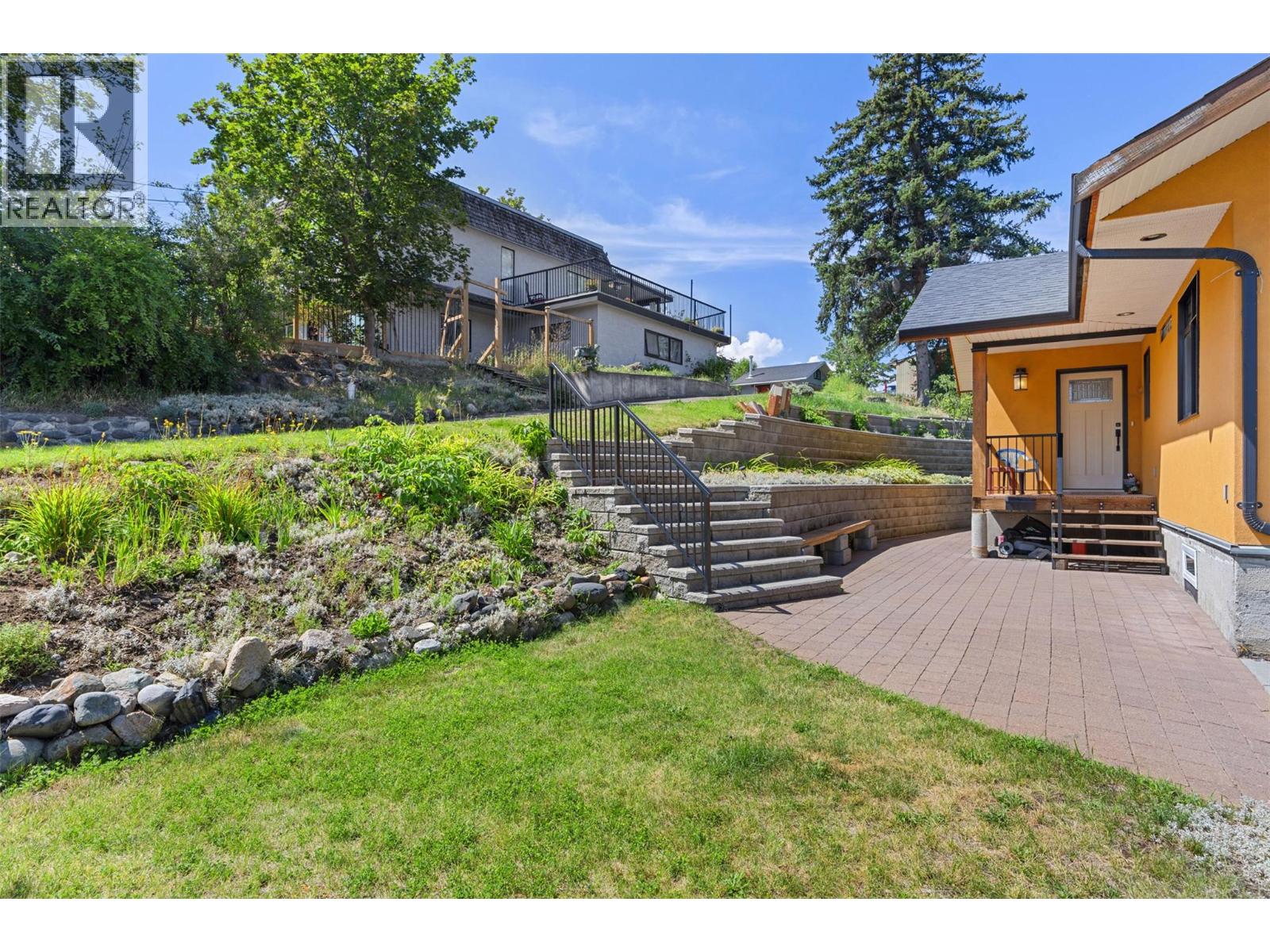 880 6th Avenue, Kamloops, British Columbia  V2C 3S1 - Photo 5 - 10366335