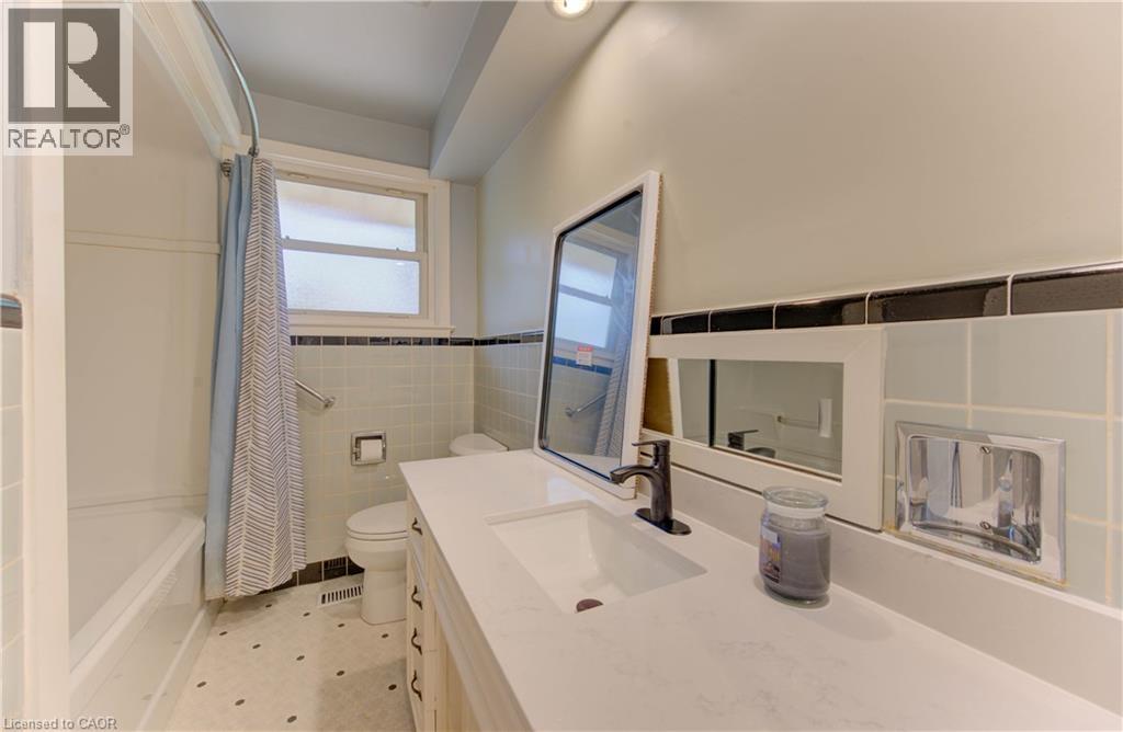 88 Ellis Crescent S, Waterloo, Ontario  N2J 2B8 - Photo 34 - 40781001