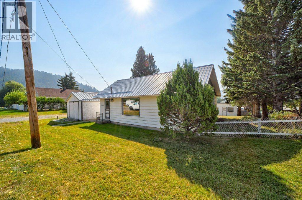 2925 223 Street, Bellevue, Alberta