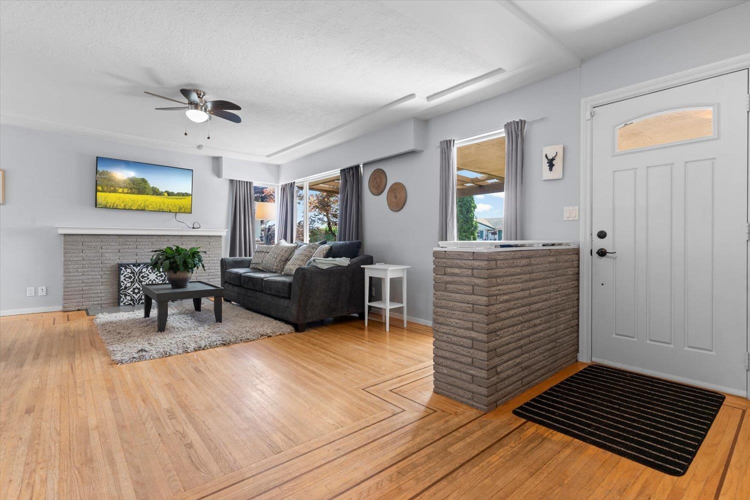 46535 Clayton Avenue, Chilliwack Proper East, Chilliwack, British Columbia  V2P 2L6 - Photo 8 - R3060526