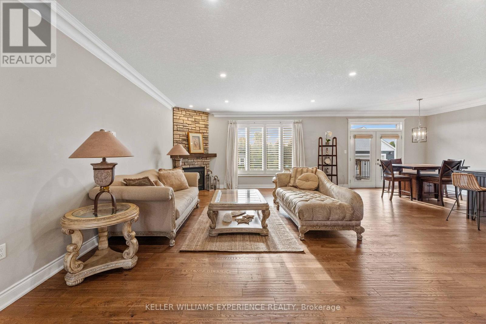 2 Harry Parker Place, Adjala-Tosorontio, Ontario  L0M 1J0 - Photo 11 - N12474501