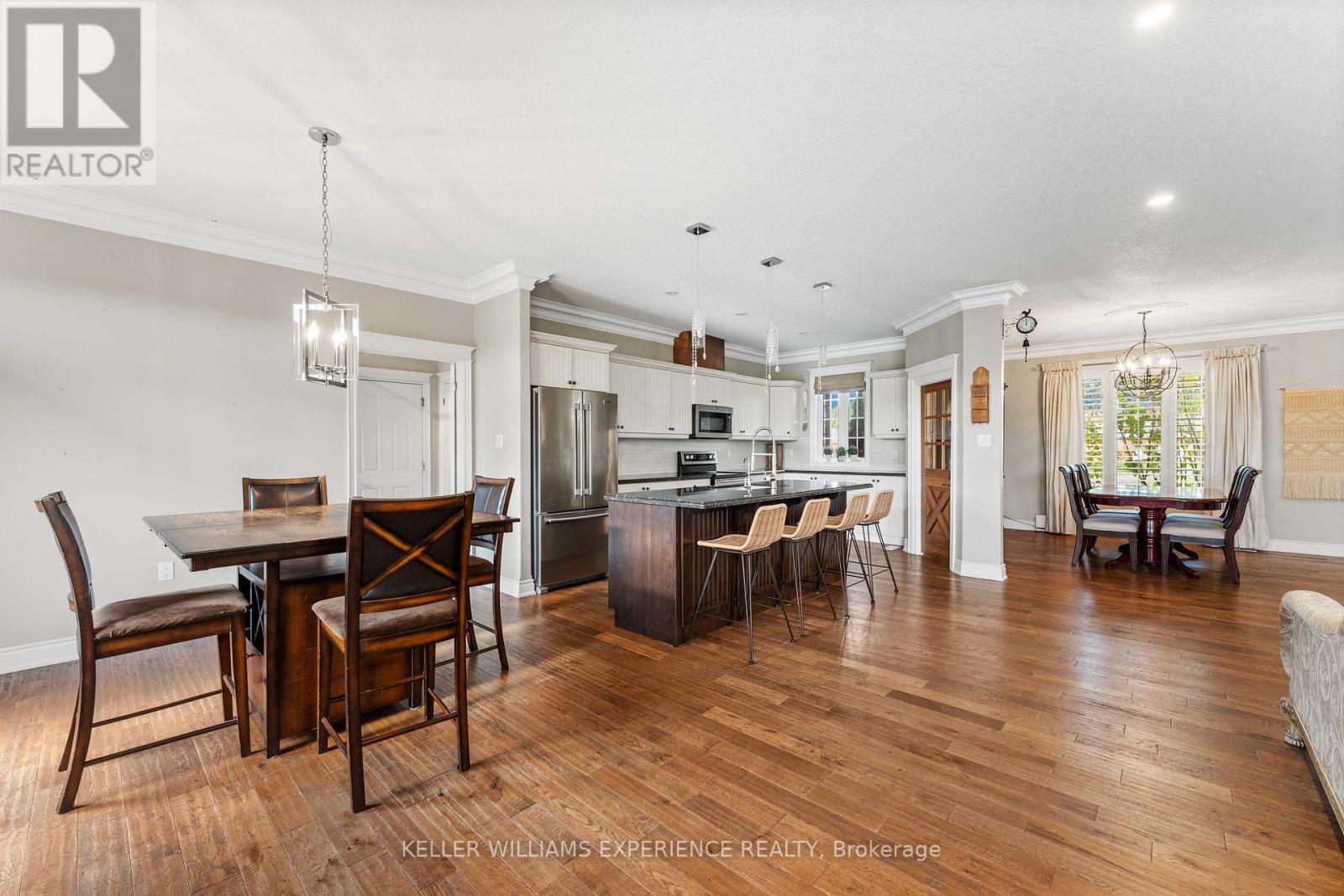 2 Harry Parker Place, Adjala-Tosorontio, Ontario  L0M 1J0 - Photo 13 - N12474501