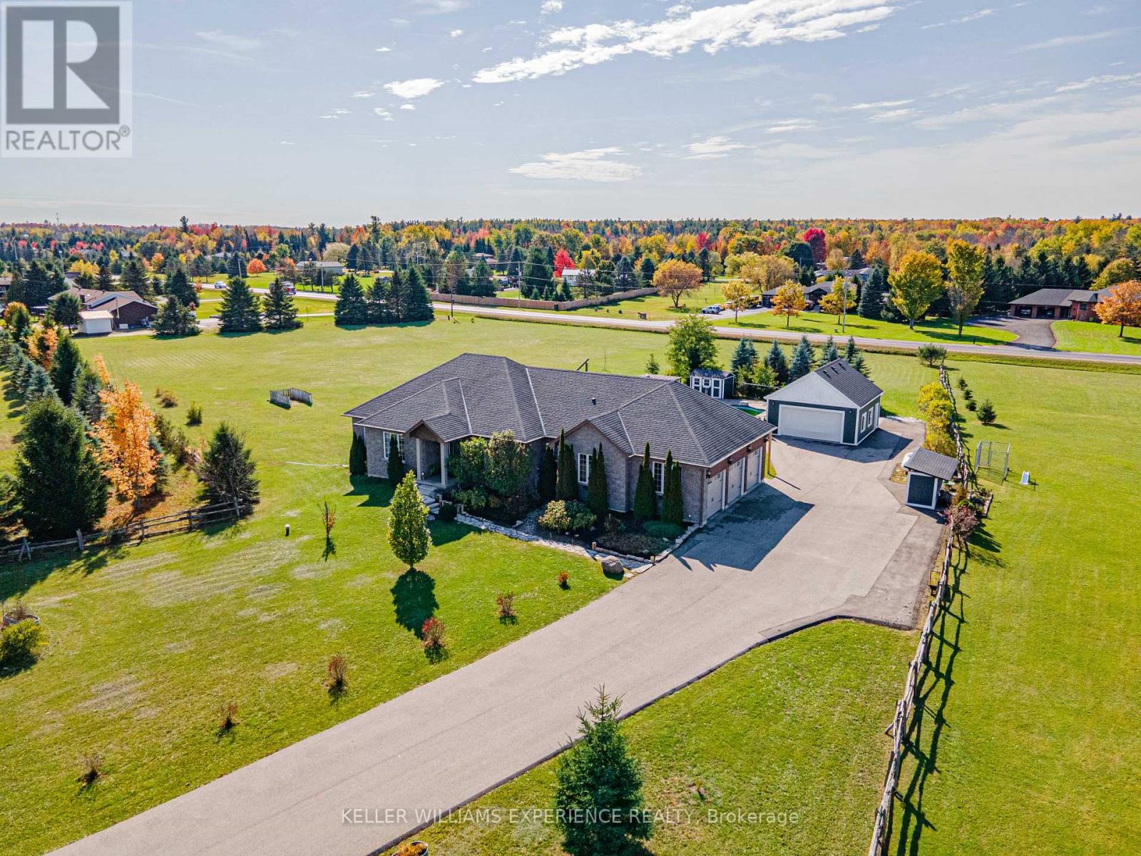 2 Harry Parker Place, Adjala-Tosorontio, Ontario  L0M 1J0 - Photo 4 - N12474501