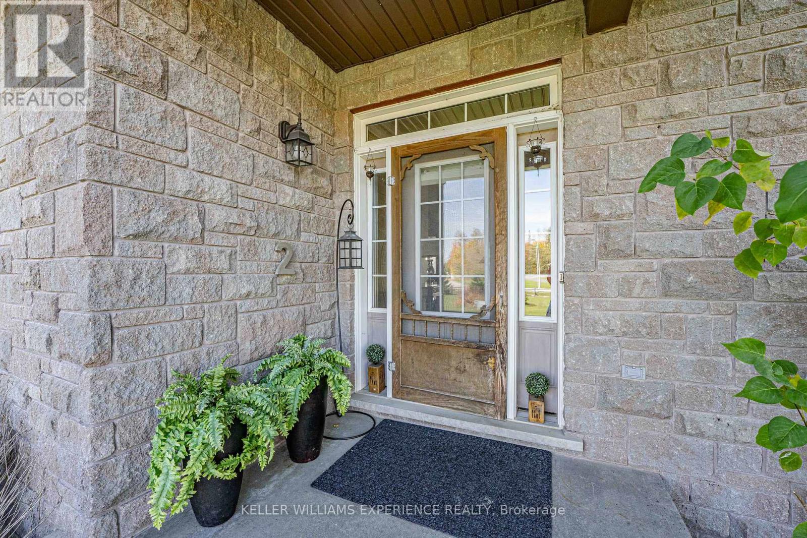 2 Harry Parker Place, Adjala-Tosorontio, Ontario  L0M 1J0 - Photo 8 - N12474501