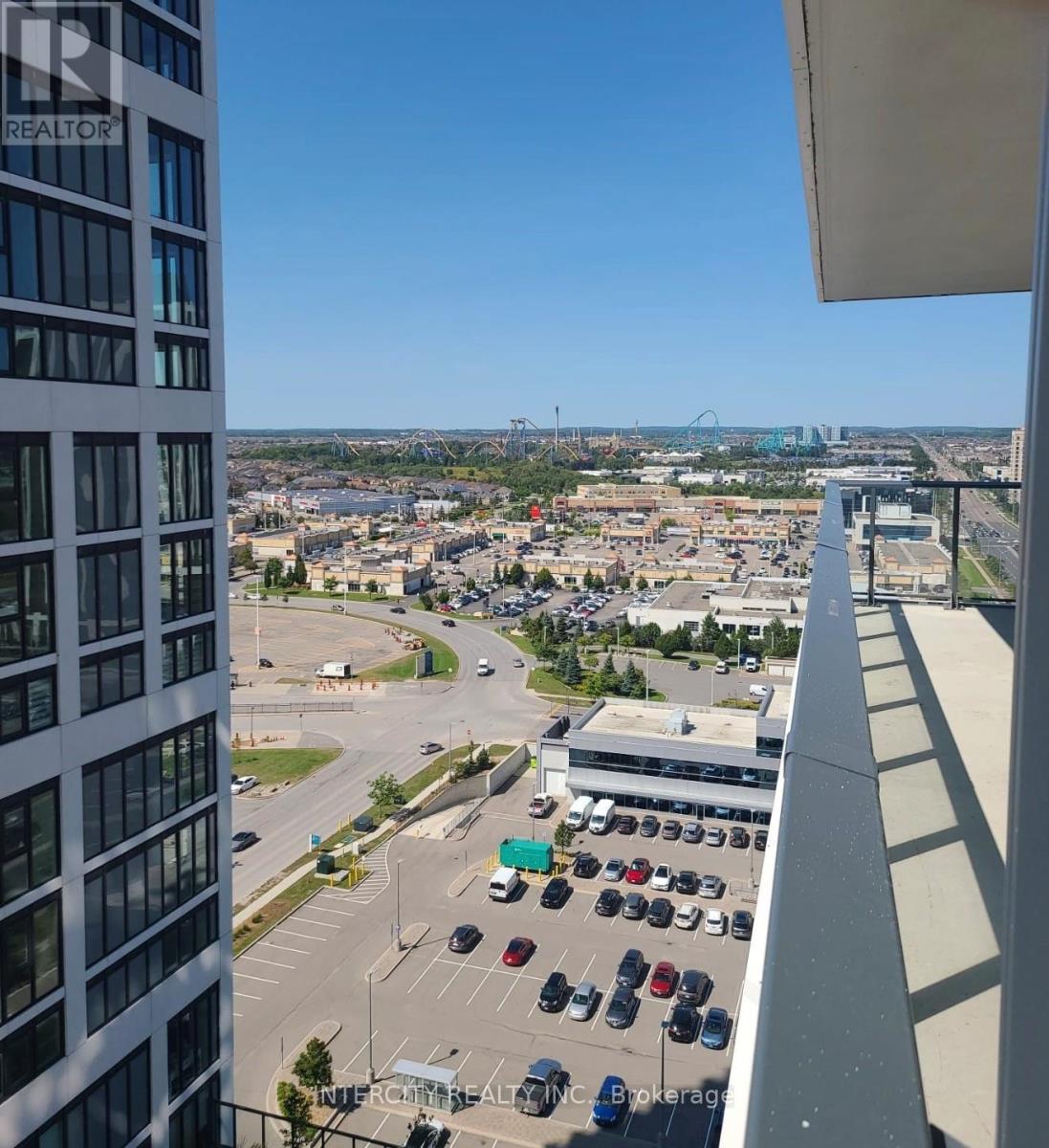 1406 - 9000 Jane Street, Vaughan, Ontario  L4K 2M9 - Photo 10 - N12474514