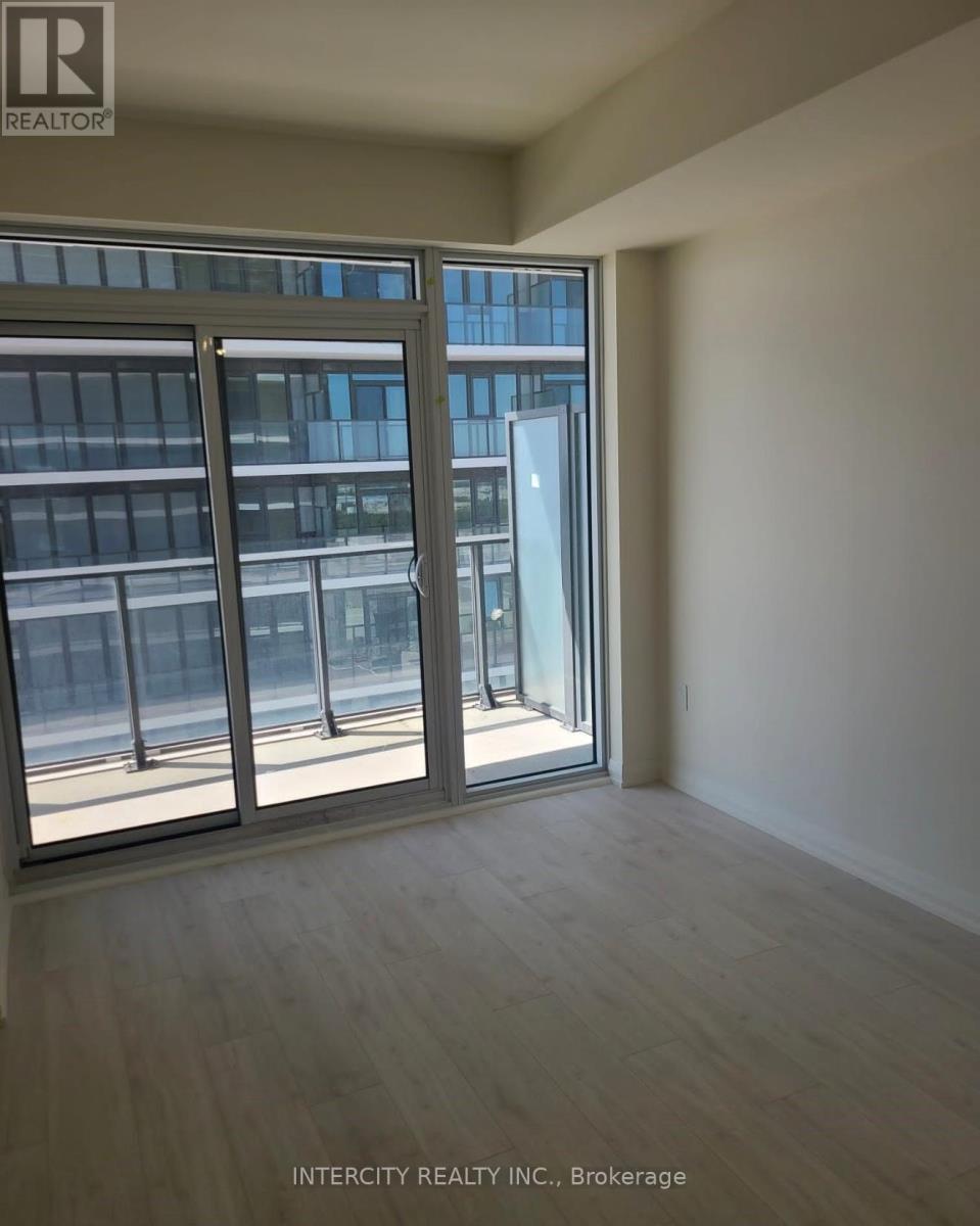 1406 - 9000 Jane Street, Vaughan, Ontario  L4K 2M9 - Photo 8 - N12474514