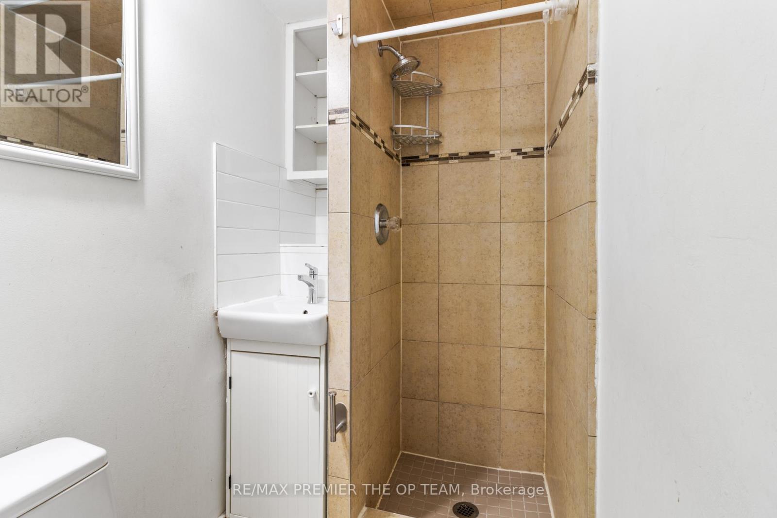 10128 Keele Street, Vaughan, Ontario  L6A 1G3 - Photo 23 - N12474543