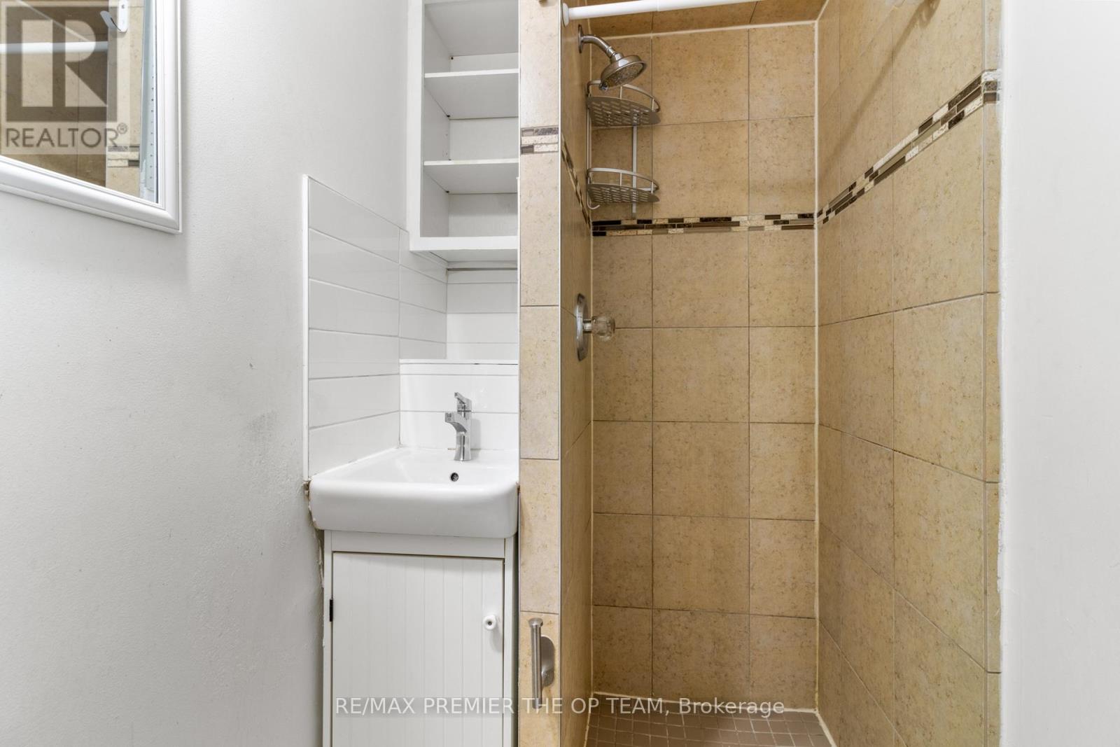 10128 Keele Street, Vaughan, Ontario  L6A 1G3 - Photo 24 - N12474543