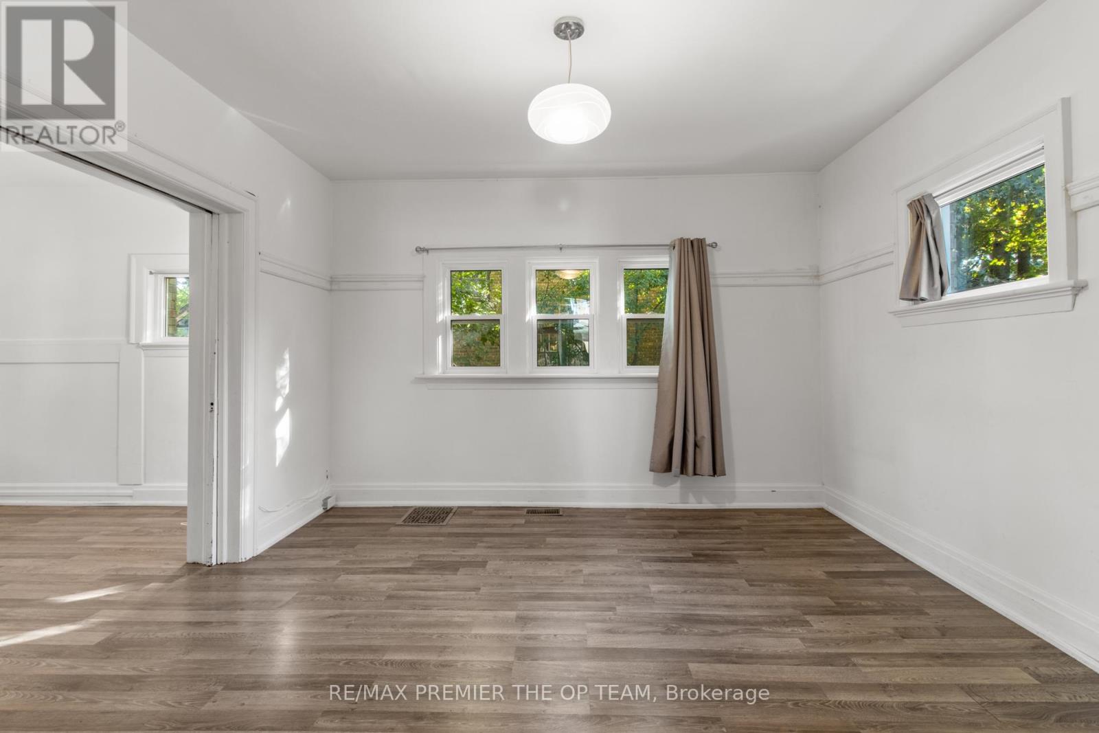 10128 Keele Street, Vaughan, Ontario  L6A 1G3 - Photo 35 - N12474543