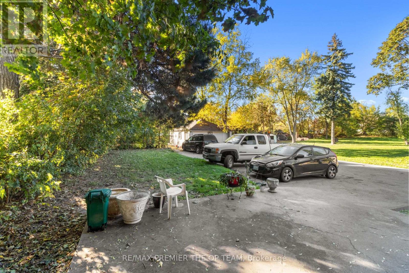 10128 Keele Street, Vaughan, Ontario  L6A 1G3 - Photo 37 - N12474543