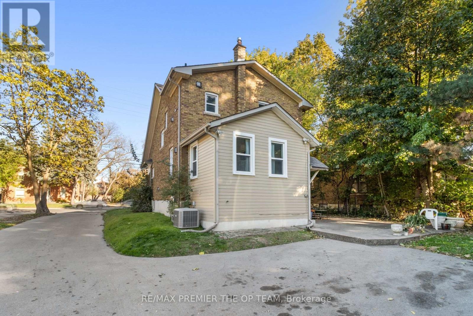 10128 Keele Street, Vaughan, Ontario  L6A 1G3 - Photo 40 - N12474543