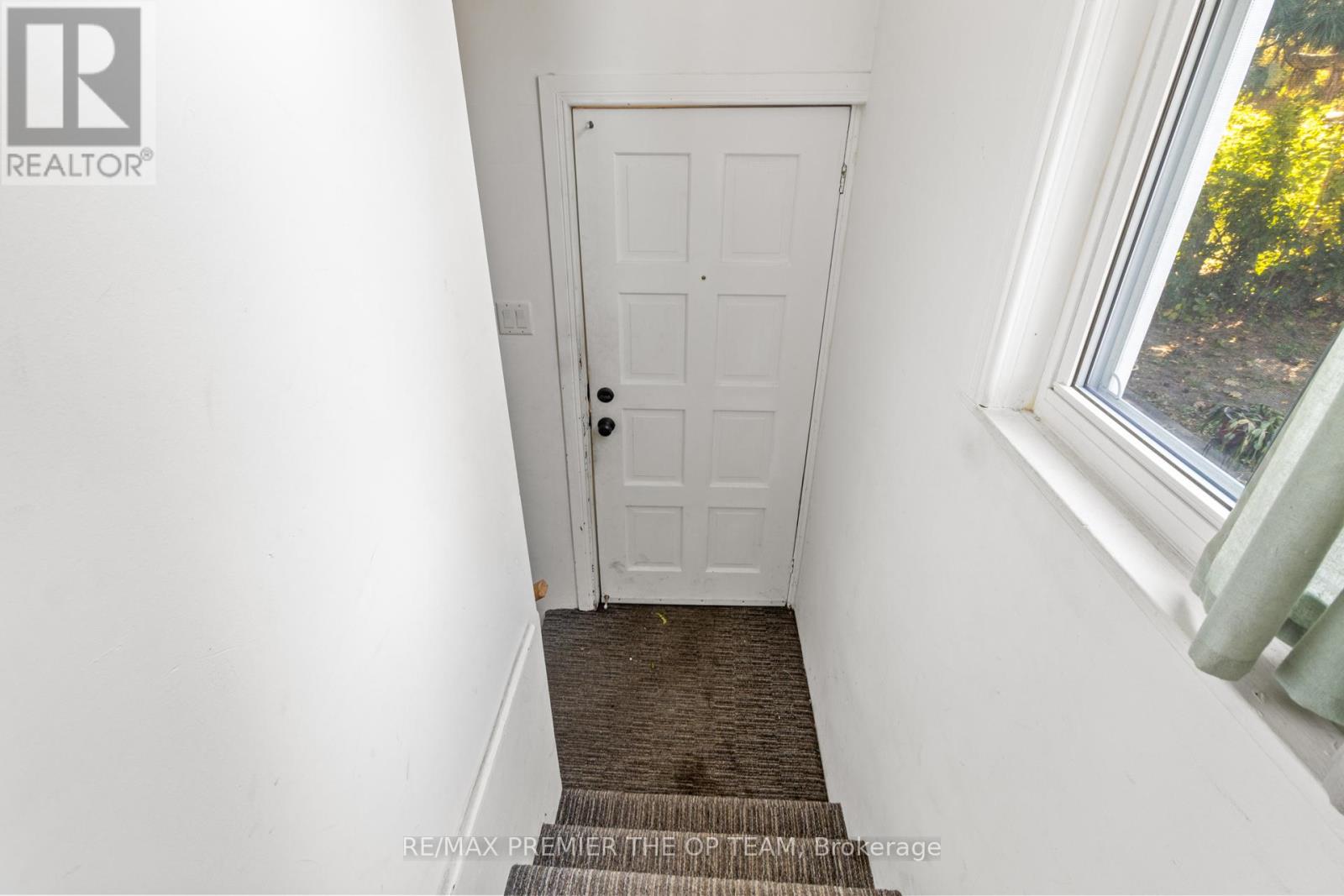 10128 Keele Street, Vaughan, Ontario  L6A 1G3 - Photo 5 - N12474543