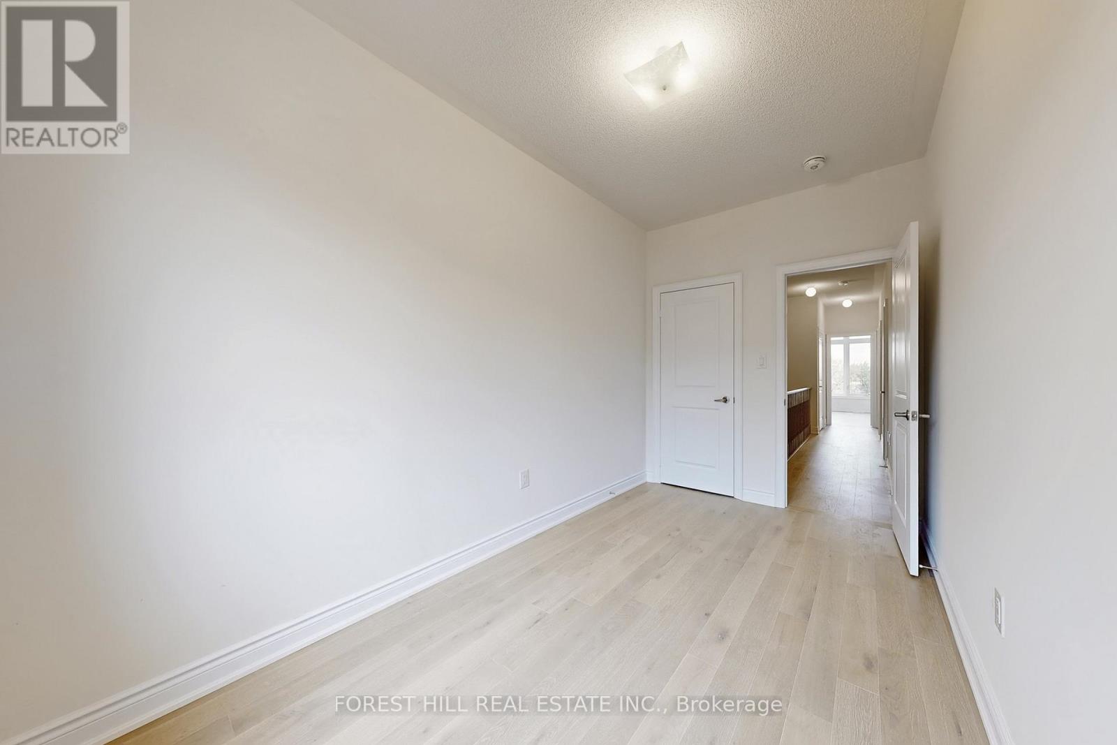 40 Tennant Circle, Vaughan, Ontario  L4H 5L5 - Photo 14 - N12474554