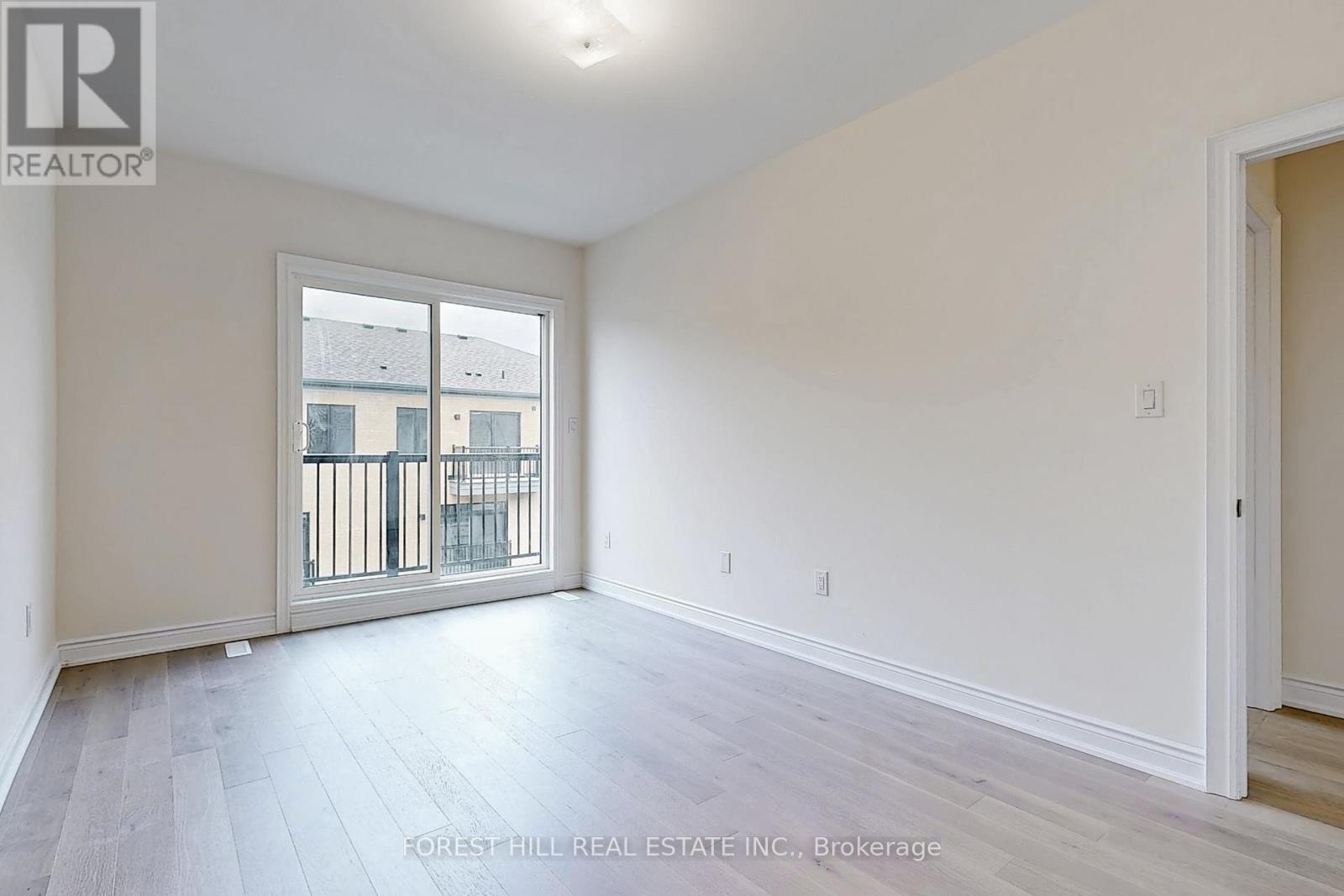 40 Tennant Circle, Vaughan, Ontario  L4H 5L5 - Photo 17 - N12474554