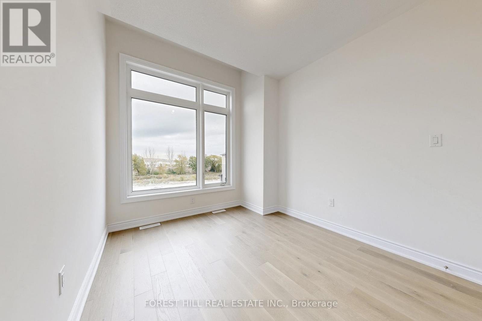 40 Tennant Circle, Vaughan, Ontario  L4H 5L5 - Photo 19 - N12474554