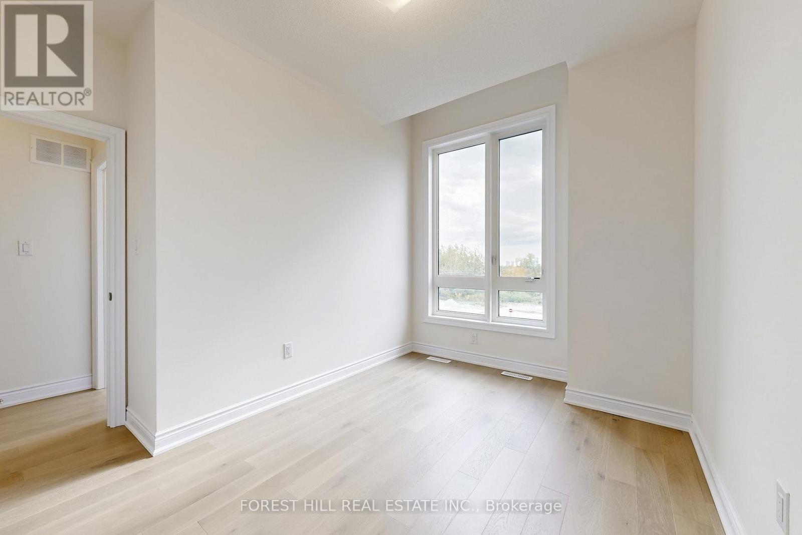 40 Tennant Circle, Vaughan, Ontario  L4H 5L5 - Photo 24 - N12474554
