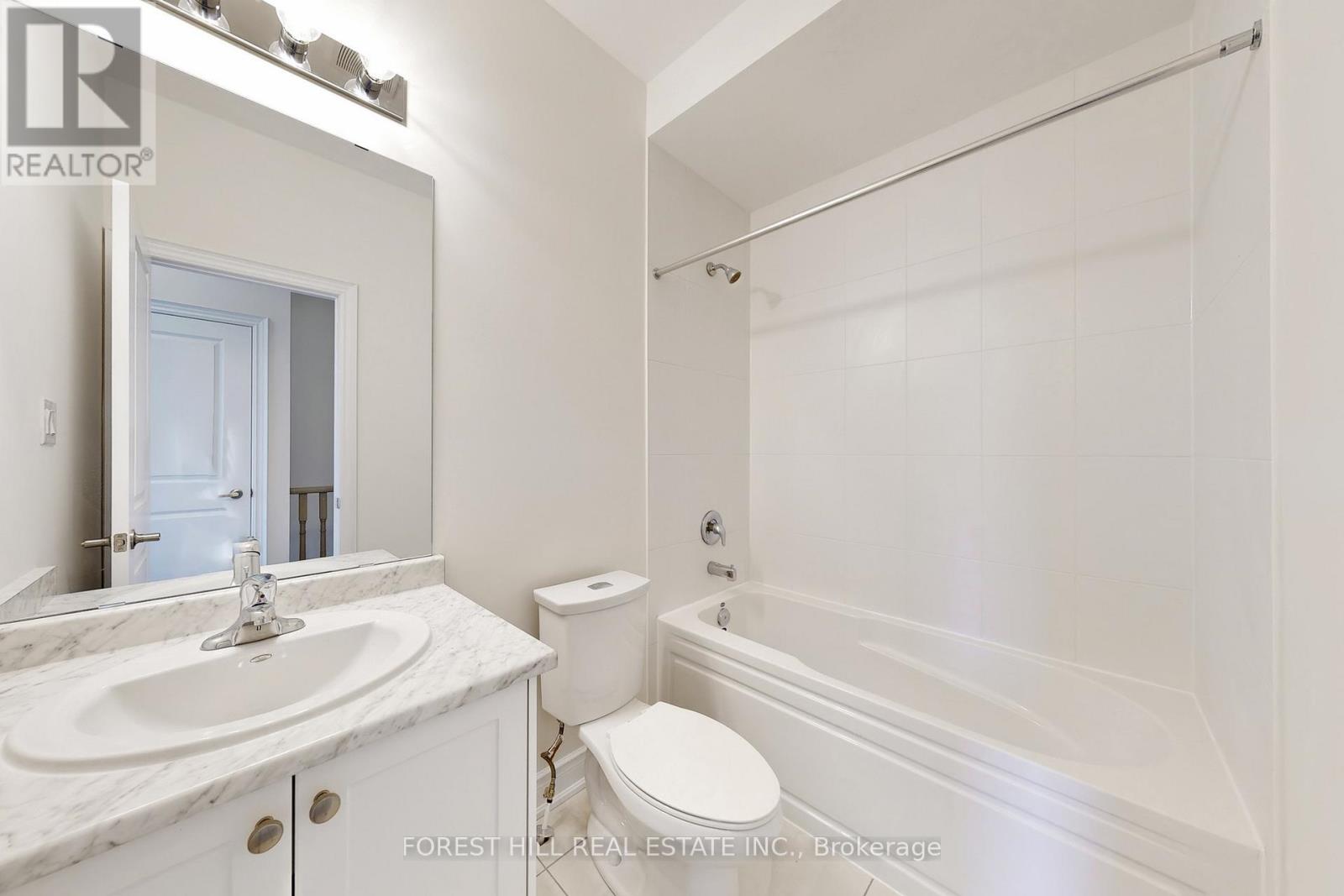 40 Tennant Circle, Vaughan, Ontario  L4H 5L5 - Photo 29 - N12474554