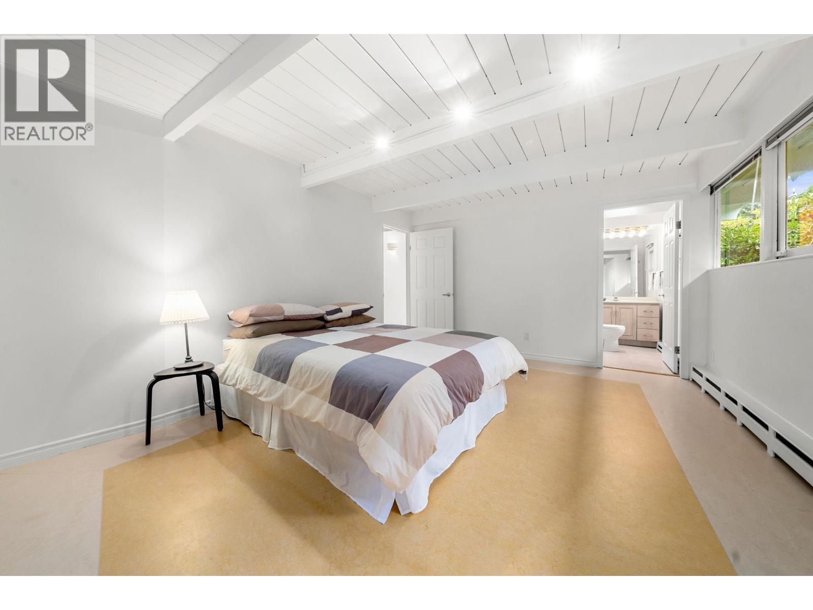 749 Winona Avenue, North Vancouver, British Columbia  V7R 2B2 - Photo 25 - R3060548