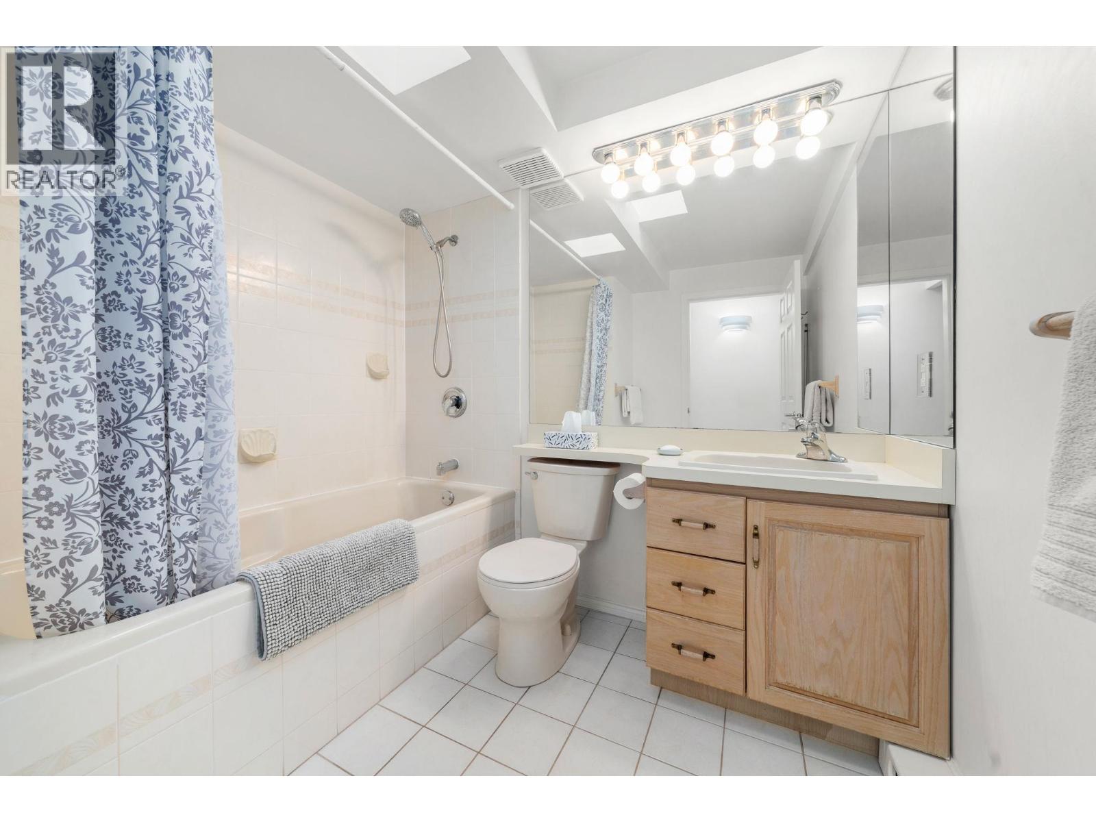 749 Winona Avenue, North Vancouver, British Columbia  V7R 2B2 - Photo 29 - R3060548