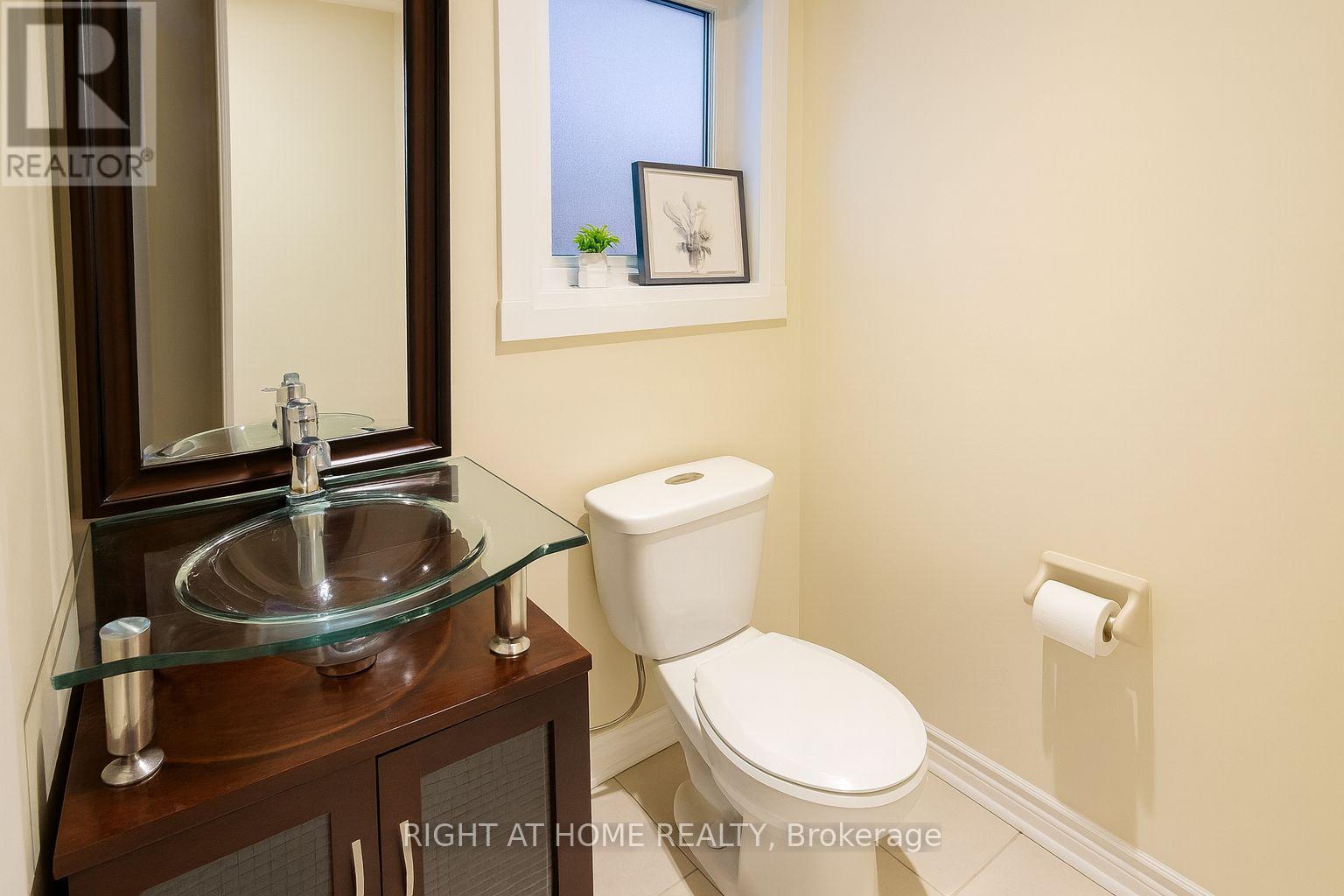 17 Kelsey Crescent, Barrie, Ontario  L4N 0J7 - Photo 8 - S12474539