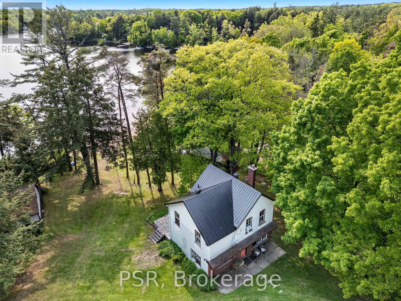 1113 Moon River Road, Muskoka Lakes, Ontario  P0C 1A0 - Photo 13 - X12474563