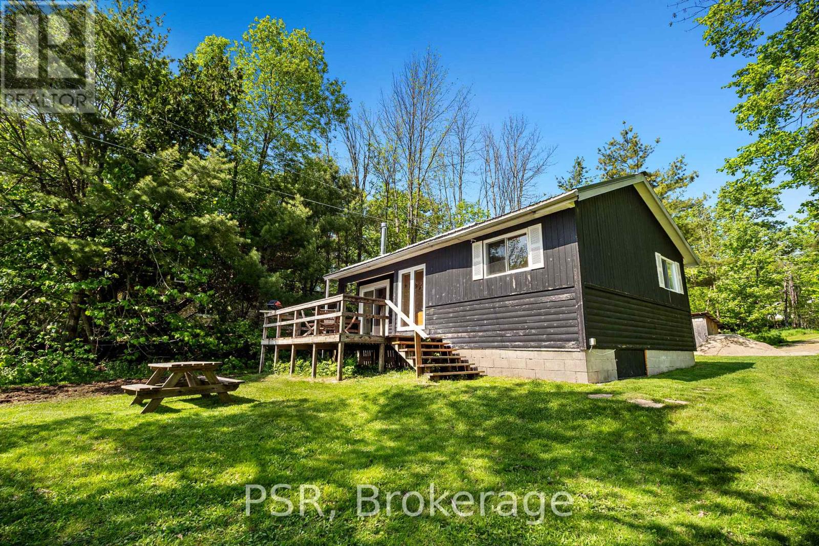 1113 Moon River Road, Muskoka Lakes, Ontario  P0C 1A0 - Photo 31 - X12474563