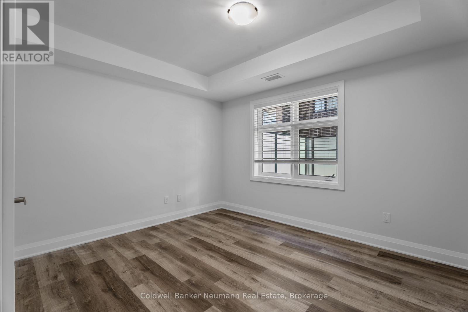103 - 247 Grey Silo Road, Waterloo, Ontario  N2K 0G7 - Photo 15 - X12474689