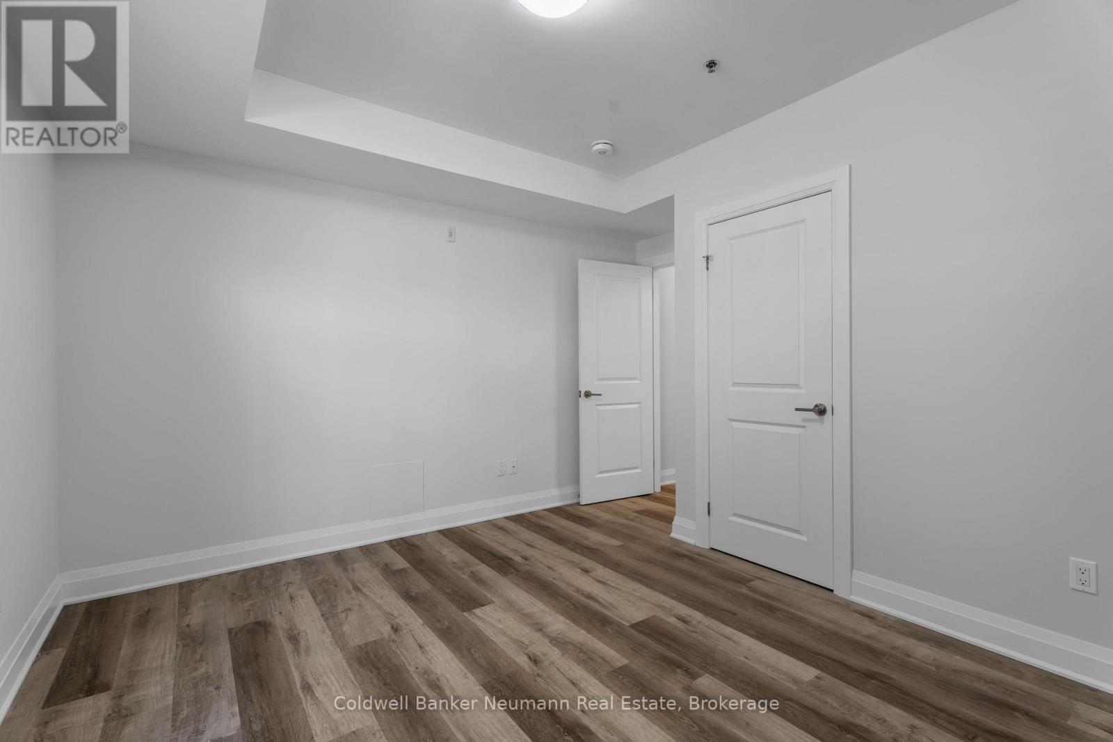 103 - 247 Grey Silo Road, Waterloo, Ontario  N2K 0G7 - Photo 20 - X12474689