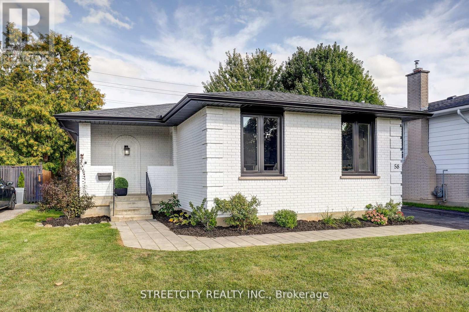 58 MANOR ROAD, St. Thomas, Ontario