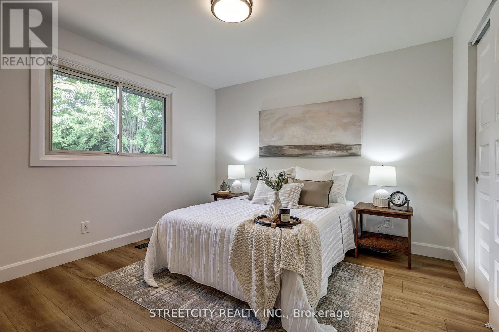58 Manor Road, St. Thomas, Ontario  N5R 5N7 - Photo 20 - X12474592
