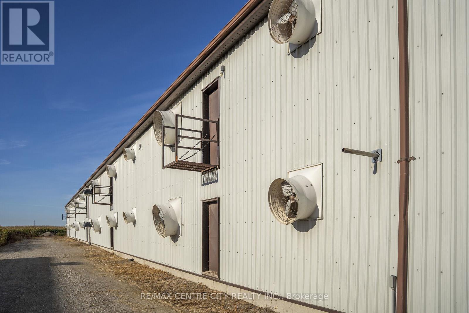 42783 Bridge Road, Huron East, Ontario  N0K 1W0 - Photo 38 - X12474593