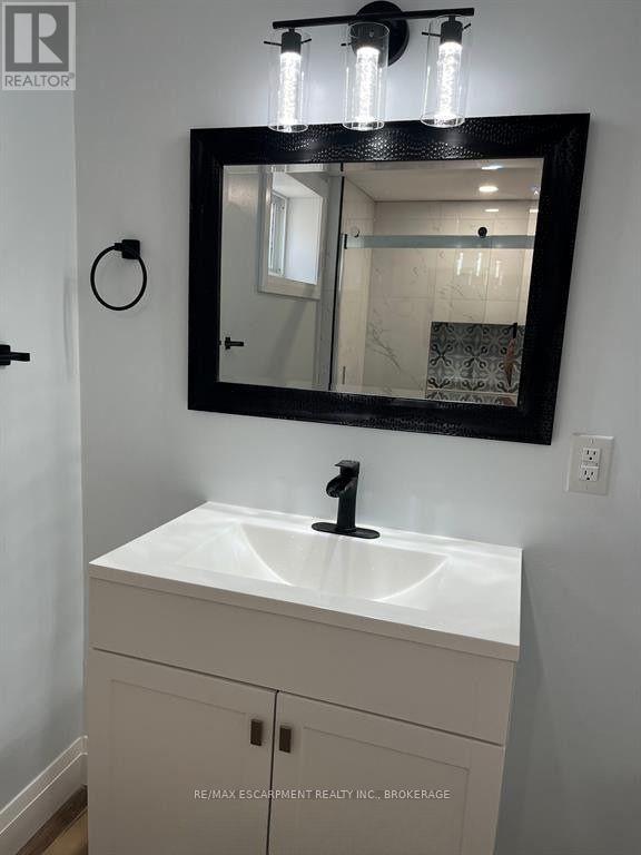 3 - 621 Hagar Street, Welland, Ontario  L3B 4K2 - Photo 6 - X12473872