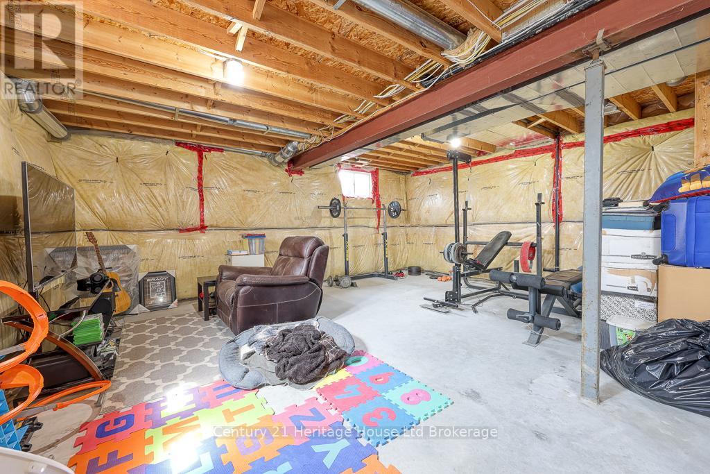 27 Tompkins Court, Norwich, Ontario  N0J 1P0 - Photo 24 - X12474604
