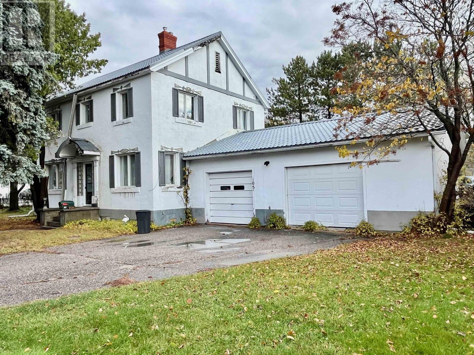 105 Van Horne AVE, Dryden, Ontario