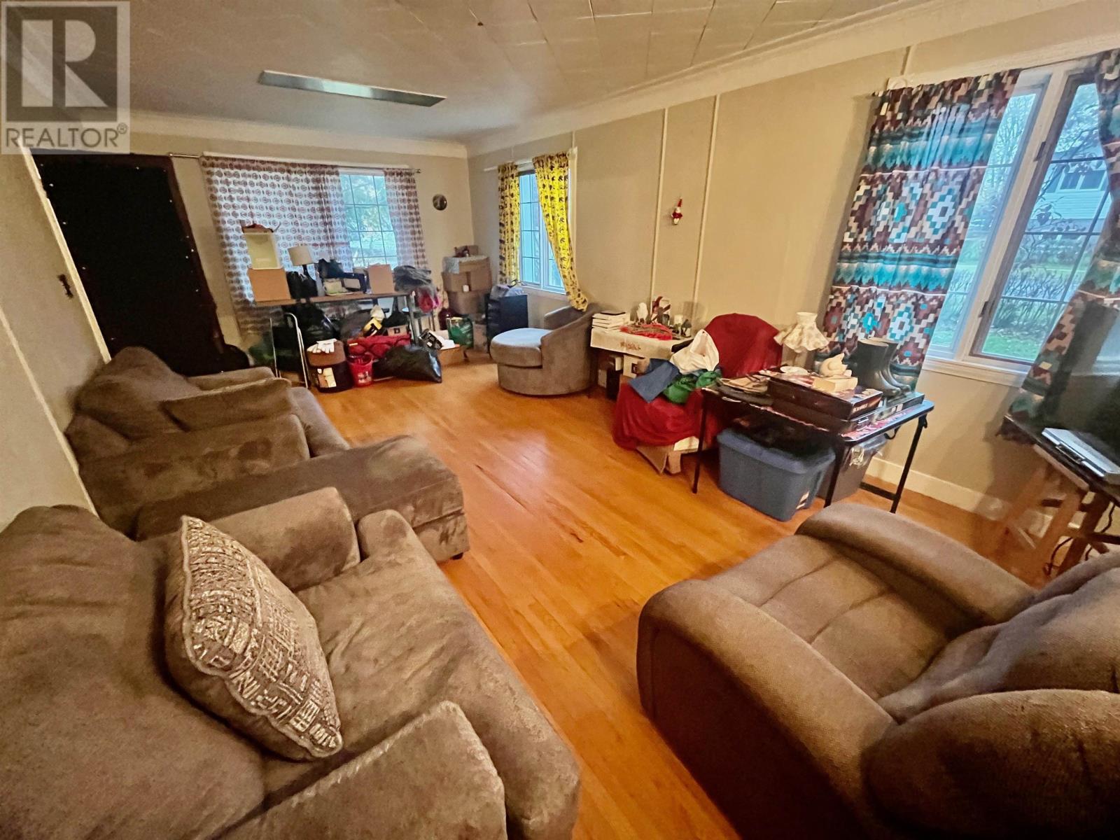 105 Van Horne Ave, Dryden, Ontario  P8N 2B6 - Photo 2 - TB253279