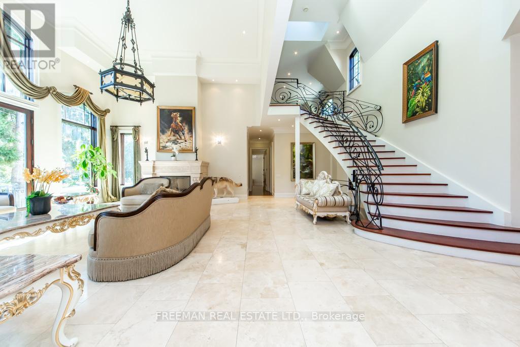 481 Country Club Crescent, Mississauga, Ontario  L5J 2P9 - Photo 19 - W12474535