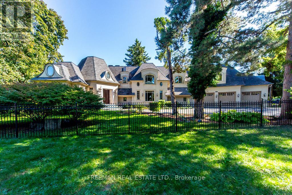481 Country Club Crescent, Mississauga, Ontario  L5J 2P9 - Photo 2 - W12474535