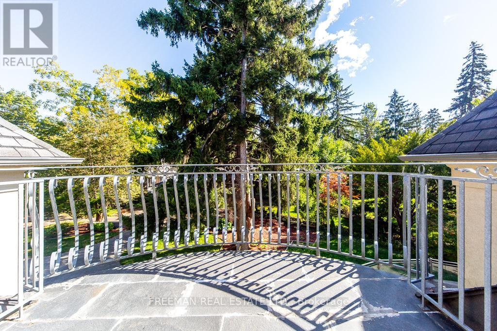 481 Country Club Crescent, Mississauga, Ontario  L5J 2P9 - Photo 26 - W12474535