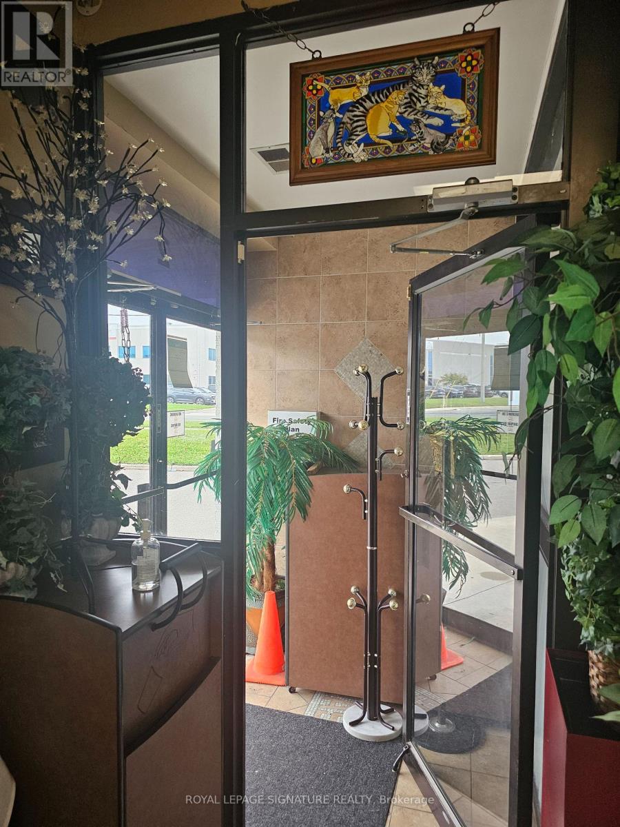 2&3b - 1076 Cardiff Boulevard, Mississauga, Ontario  L5S 1M4 - Photo 5 - W12474536