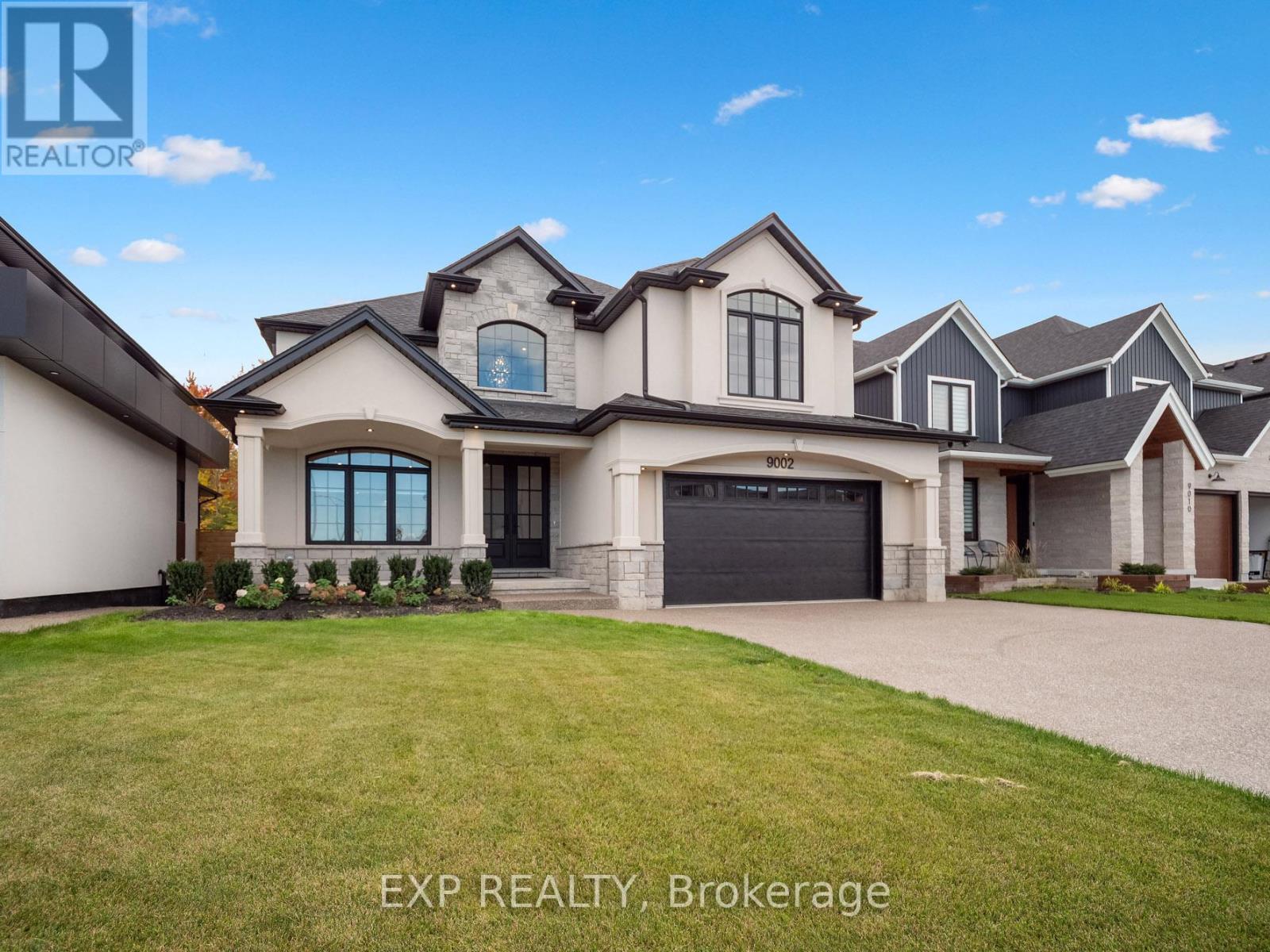 9002 Emily Boulevard, Niagara Falls, Ontario  L2H 3T1 - Photo 1 - X12474623