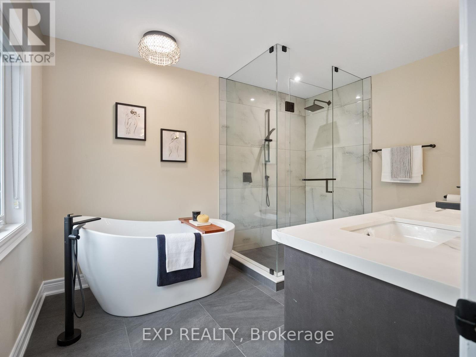 9002 Emily Boulevard, Niagara Falls, Ontario  L2H 3T1 - Photo 25 - X12474623