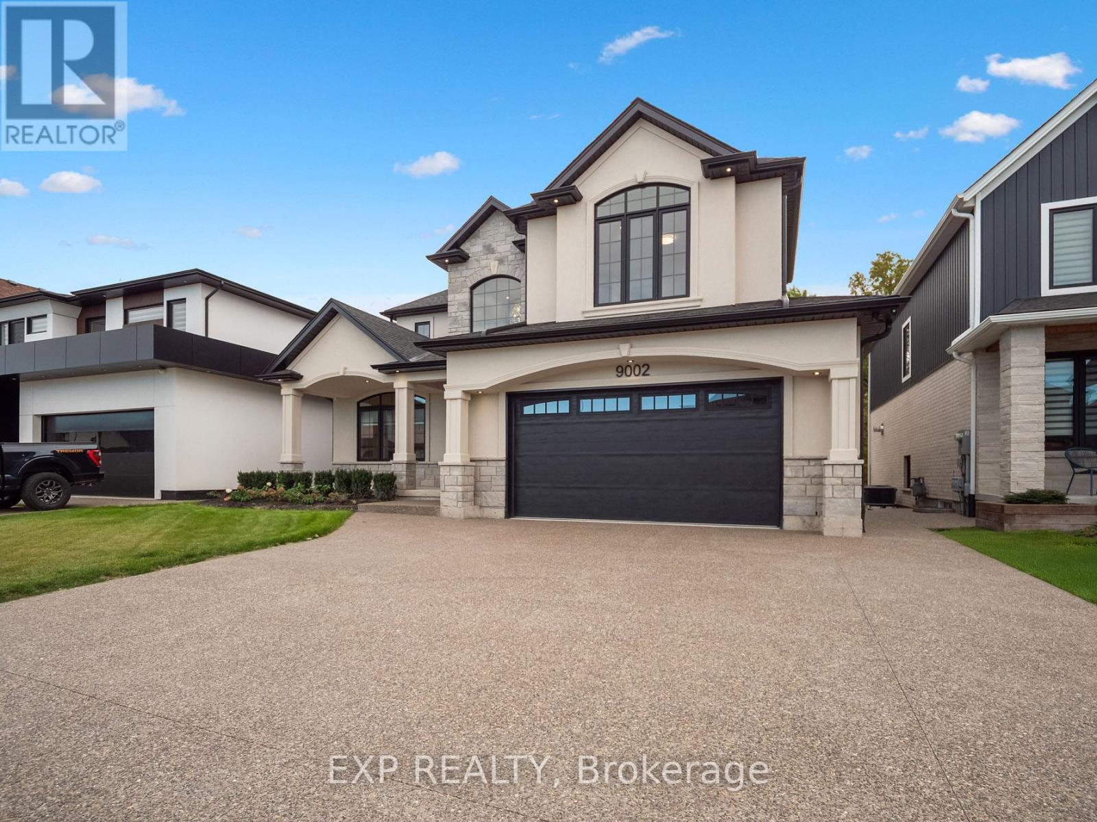 9002 Emily Boulevard, Niagara Falls, Ontario  L2H 3T1 - Photo 3 - X12474623