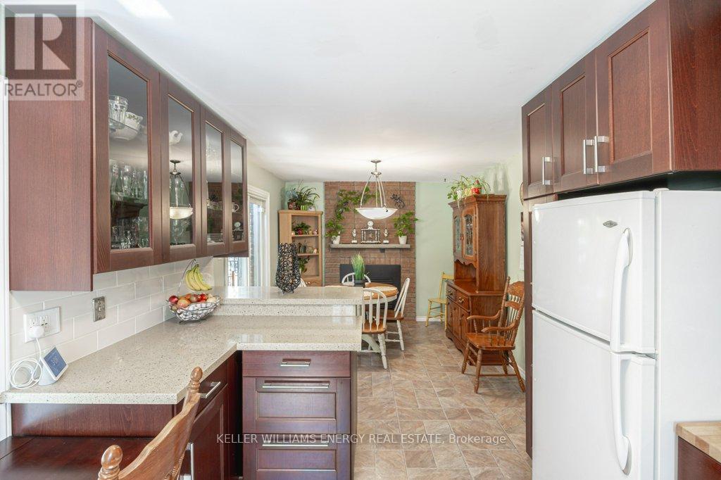 17 Barrow Court, Whitby, Ontario  L1P 1E4 - Photo 14 - E12474637