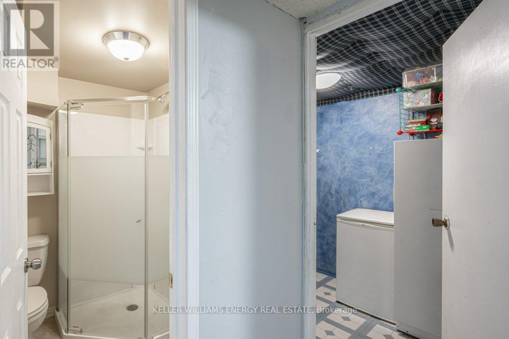 17 Barrow Court, Whitby, Ontario  L1P 1E4 - Photo 26 - E12474637